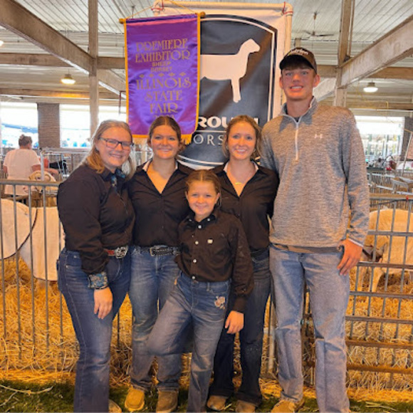 Meet your Posher, Taylor - Picture 1 of 1